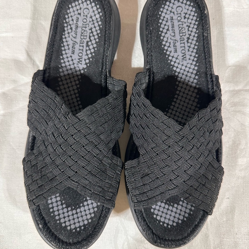 NWT Croft & Barrow Memory Foam Black Woven Slide Sandals